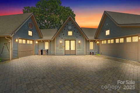 Asheville Multi-Home Rental Compound