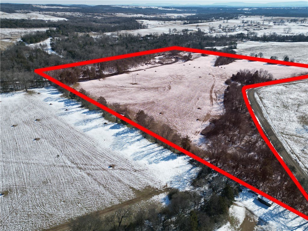 31.5 Acres in Hartman, AR