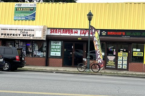 Roosevelt Retail Space For Rent