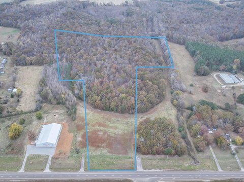 30-Acre Commercial Land Opportunity