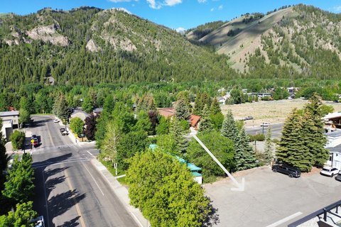 LAND - Ketchum, ID