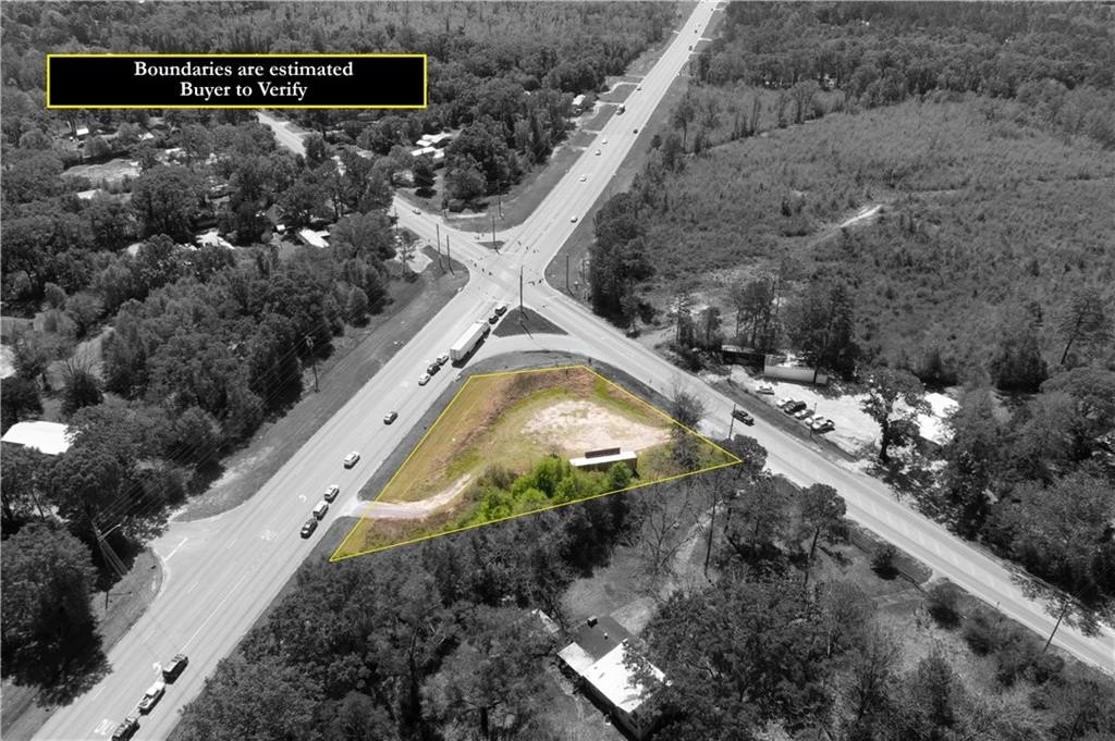 Corner Land in Eight Mile
