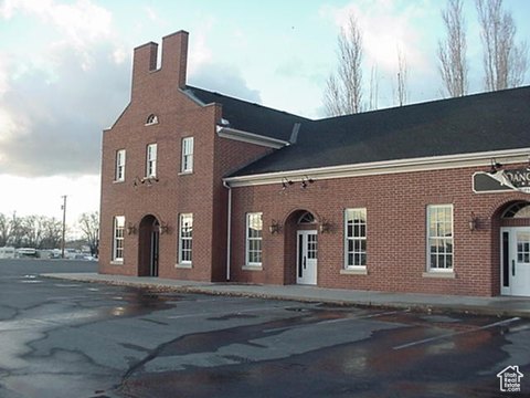 Dental Office Ready-to-Go For Lease