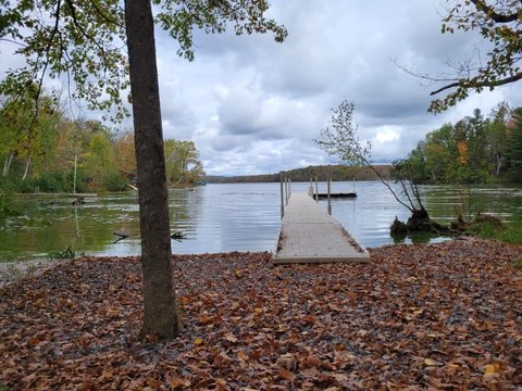 Nelson Lake Getaway Lot