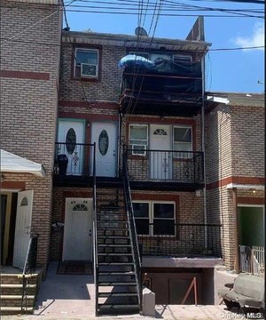 Richmond Hill Multi-Dwelling Brick House
