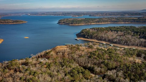 Lakeview Lot in Fairfield Bay