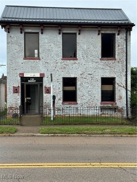 Historic Downtown Building with Parking