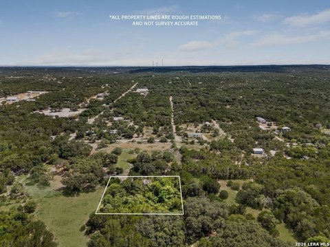 Land, Lakehills, TX
