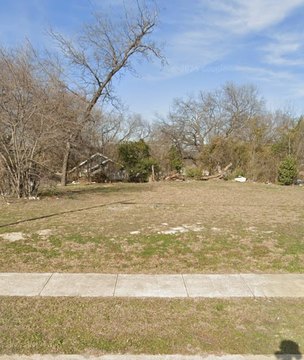 Subdivided Duplex or Single-Family Lots