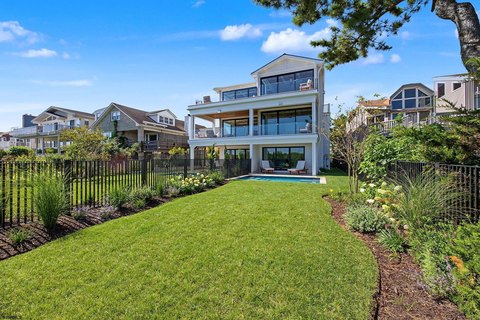 Oceanfront Duplex With Private Pools