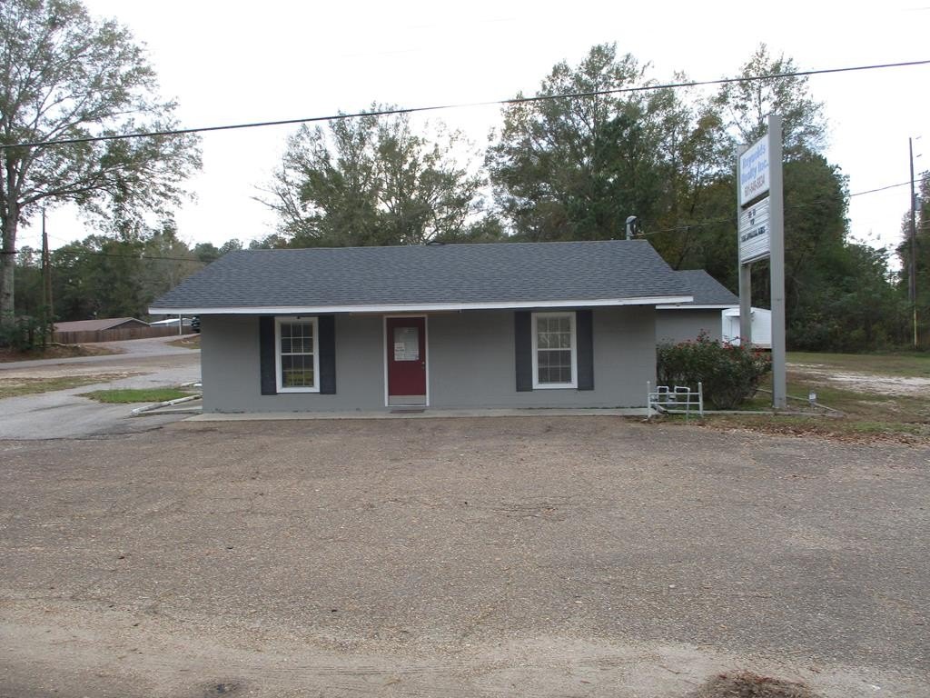 Versatile Commercial Property in Laurel