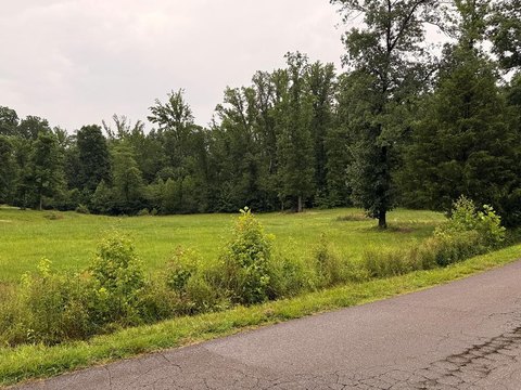 LAND - PARIS, TN