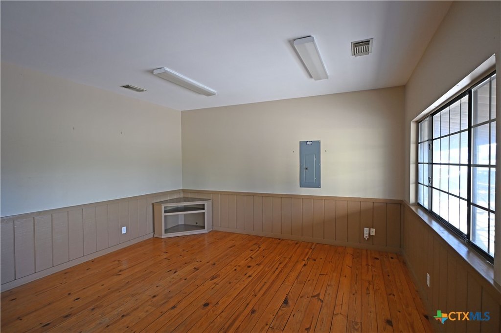 Picture 7