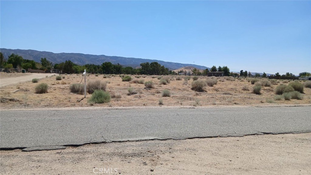Residential Land in Lancaster, CA
