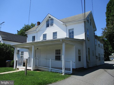 Former Medical Office in Elkton
