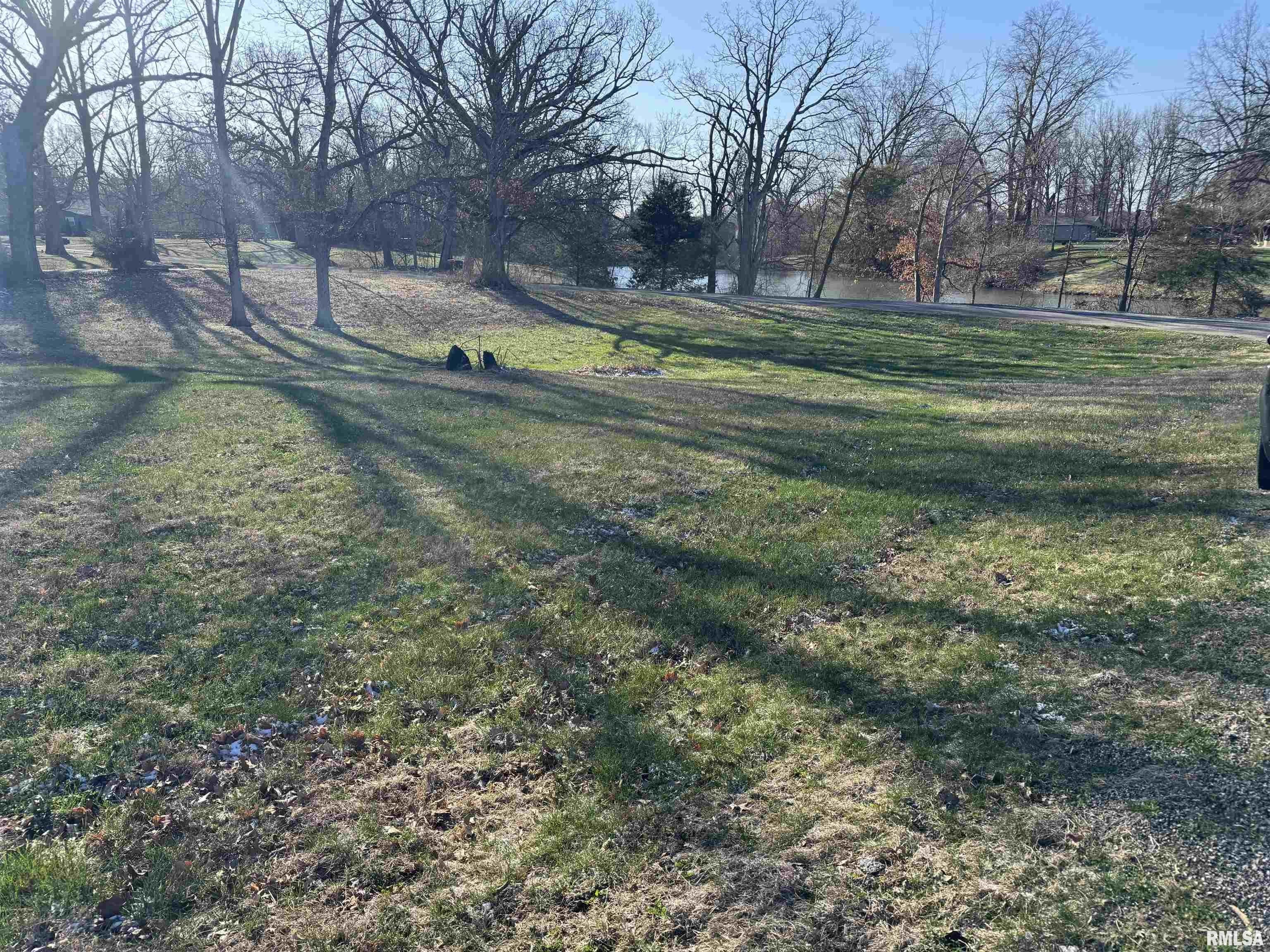 Residential Lot in Taylorville, IL