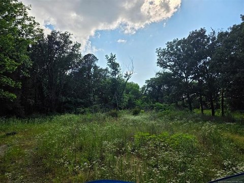 LAND - Hulbert, OK