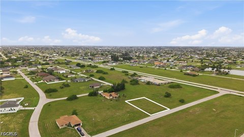 Vacant Commercial Lot For Sale