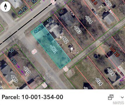 Corner Lot in Gillespie, IL