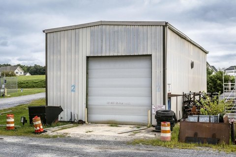 Industrial Warehouse with Bridge Crane