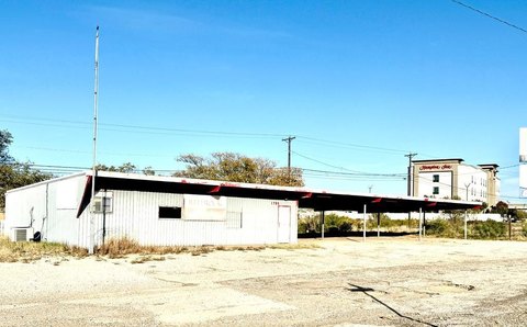 Snyder Commercial Property For Sale