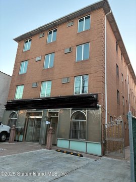 Brooklyn Multifamily Building with Offices