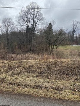 Residential Land in Quiet Neighborhood