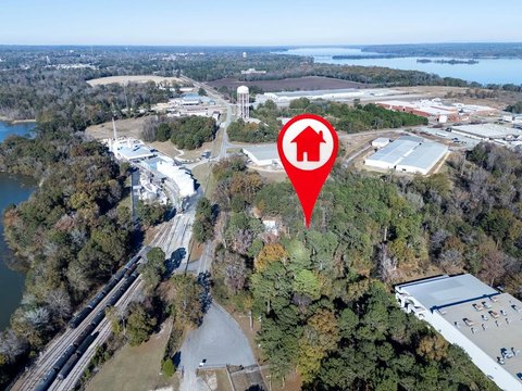 Industrial Property with Fenced Yard