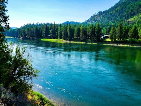 Waterfront Land in Plains, Montana