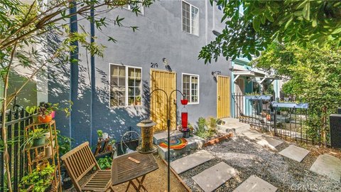 Charming Duplex in Historic Belmont Square