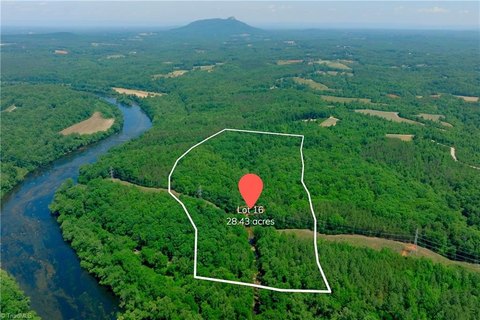 LAND - Pinnacle, NC