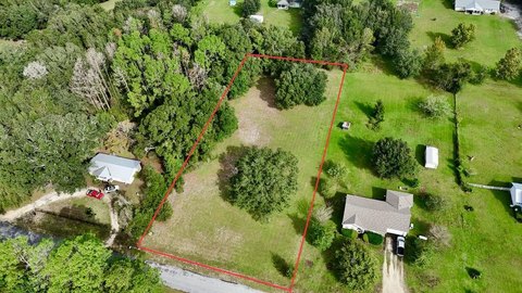 Land, Trenton, FL