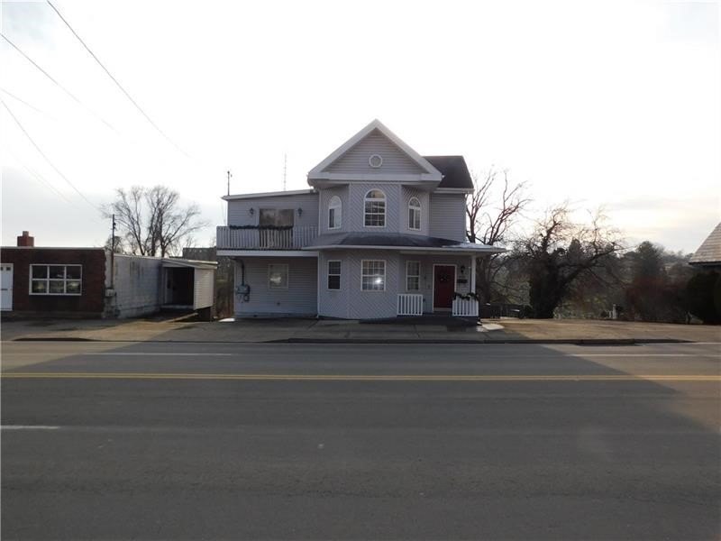 Uniontown Commercial Building on Main