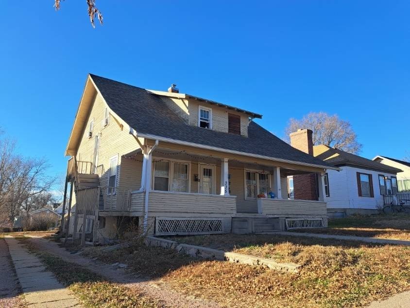 335 Lk St, Chadron, NE 69337-2265
