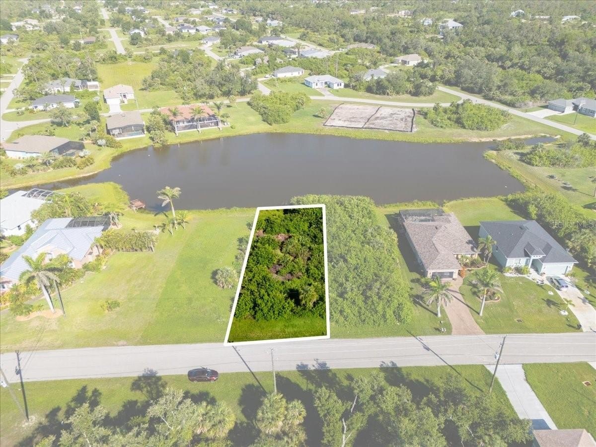 Lakefront Lot in Rotonda Lakes
