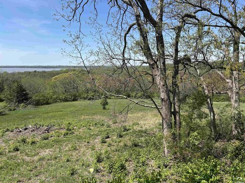 Versatile Acreage Near Perry Lake