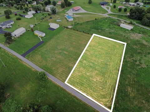 LAND - Russell Springs, KY