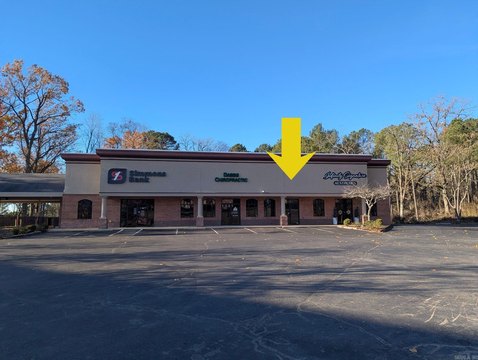 Versatile Commercial Space For Lease