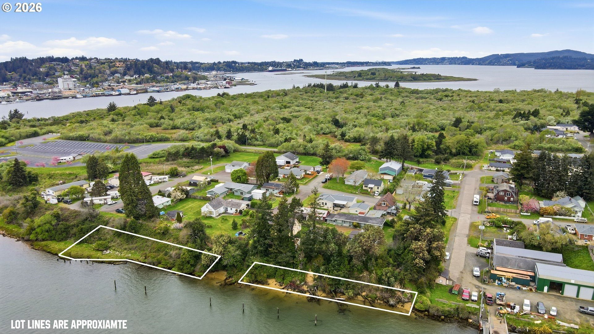 Waterfront Lot in Coos Bay