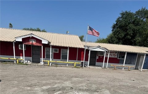 Premont Commercial Building For Sale