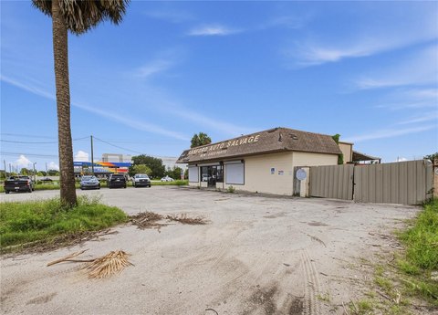 Warehouse Property With Industrial Land