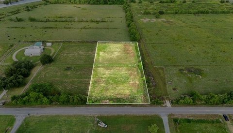 Land, Raceland, LA