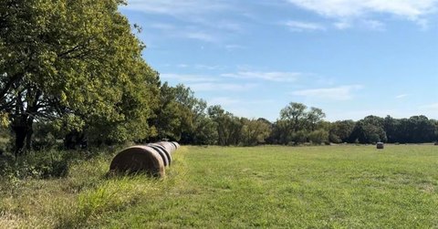 Versatile Land Parcel in Van Alstyne