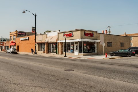 Berwyn Retail/Office Building For Lease