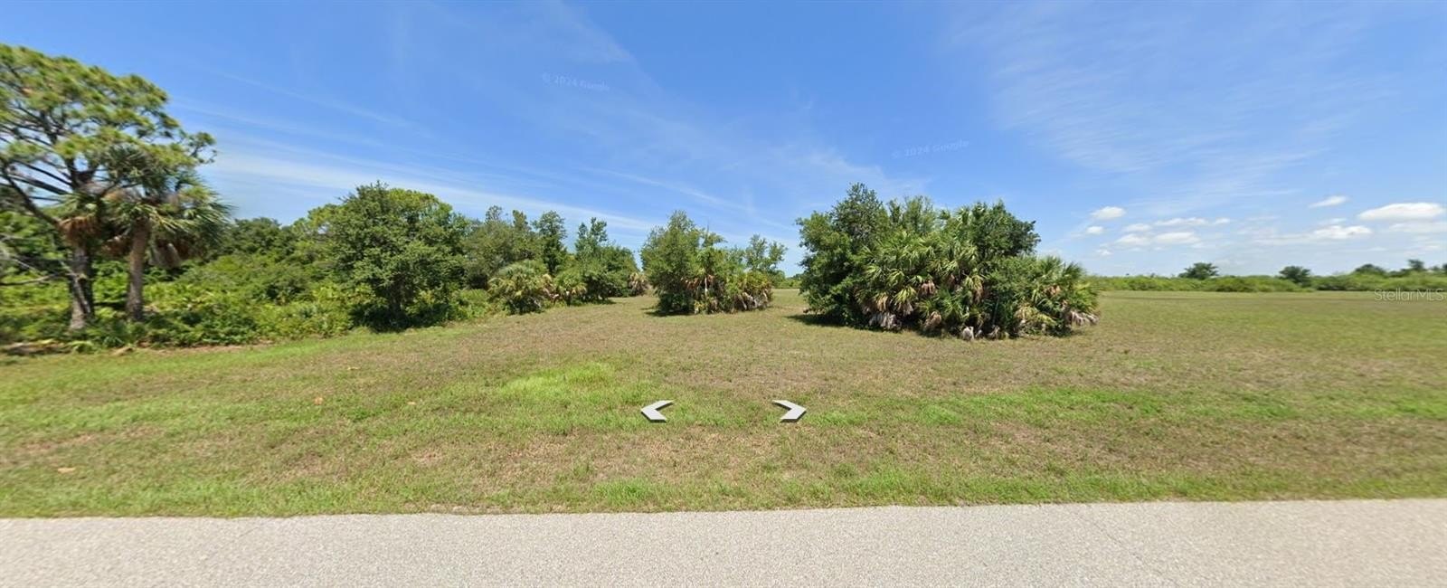 Land in Rotonda West
