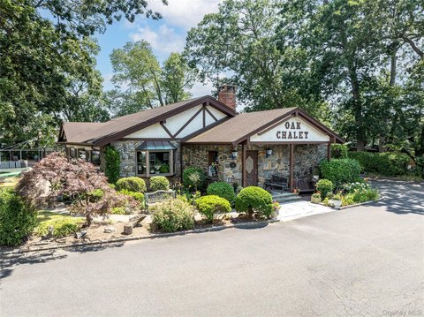 Iconic Restaurant on 1 Acre