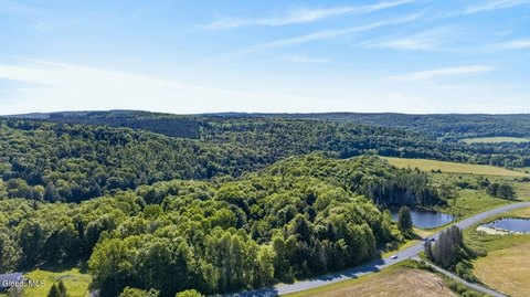Agricultural Land Parcel With Rural Retreat