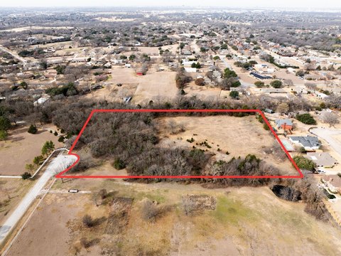 Private Cul-de-Sac Acreage Lot
