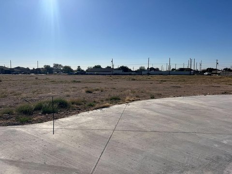 Residential Land in Midland, TX