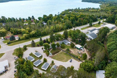 Torch Bay Inn Hospitality Property